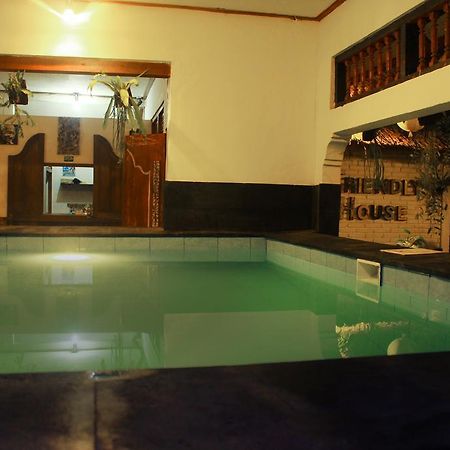 Хостел Friendly House Bali Убуд Экстерьер фото